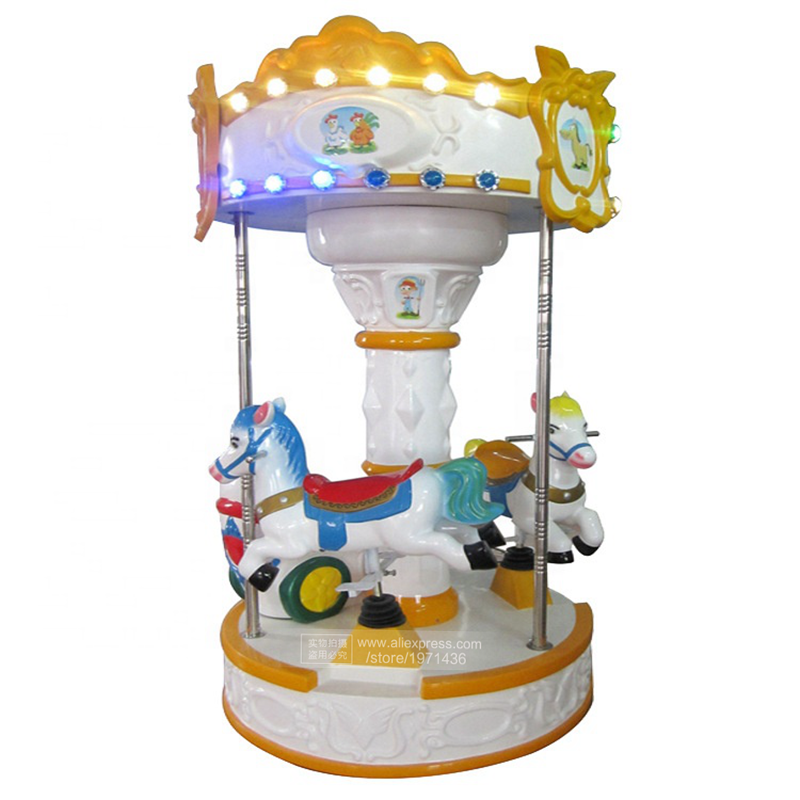 グラスファイバー製回転木馬 クリスマス飾り コイン式子供向け - Coin Operated Kiddie Ride のレビューと価格